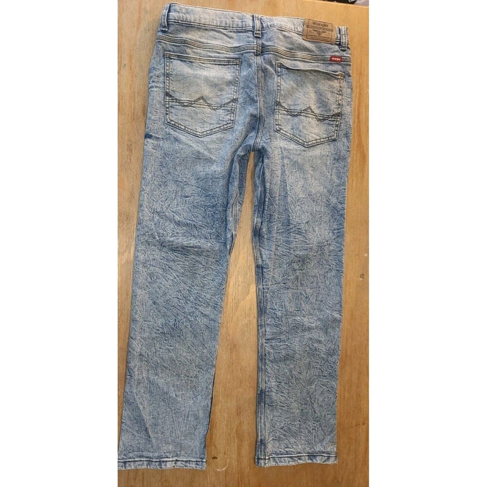 Wrangler Boys 16 Husky Acid Wash Jeans Stretch Denim 5TEHVBA Light Blue - Picture 2 of 5